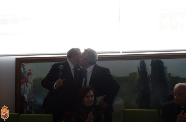 09 Paco Salazar - Comida Hermandad