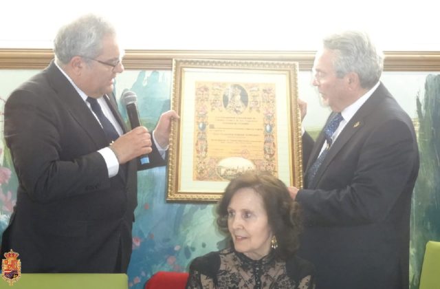 10 Paco Salazar - Comida Hermandad