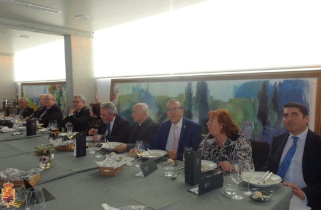 22 Paco Salazar - Comida Hermandad