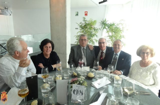 33 Paco Salazar - Comida Hermandad