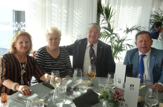 41 Paco Salazar - Comida Hermandad