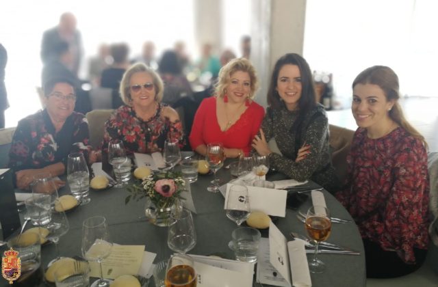 43 Paco Salazar - Comida Hermandad